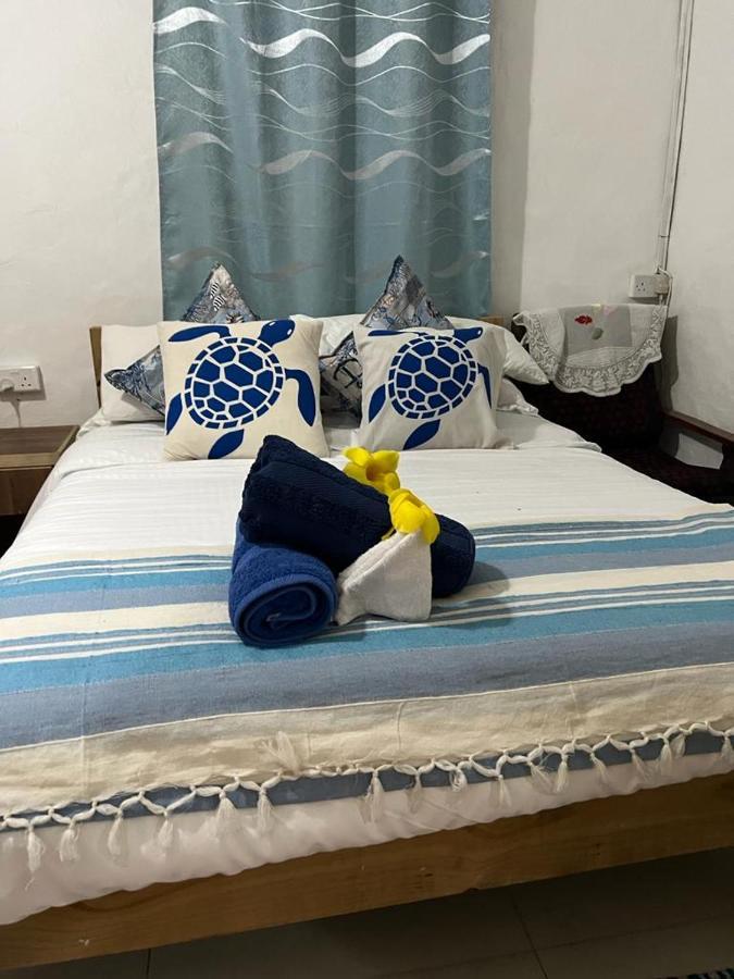 My Corner Guest House Victoria Exterior photo